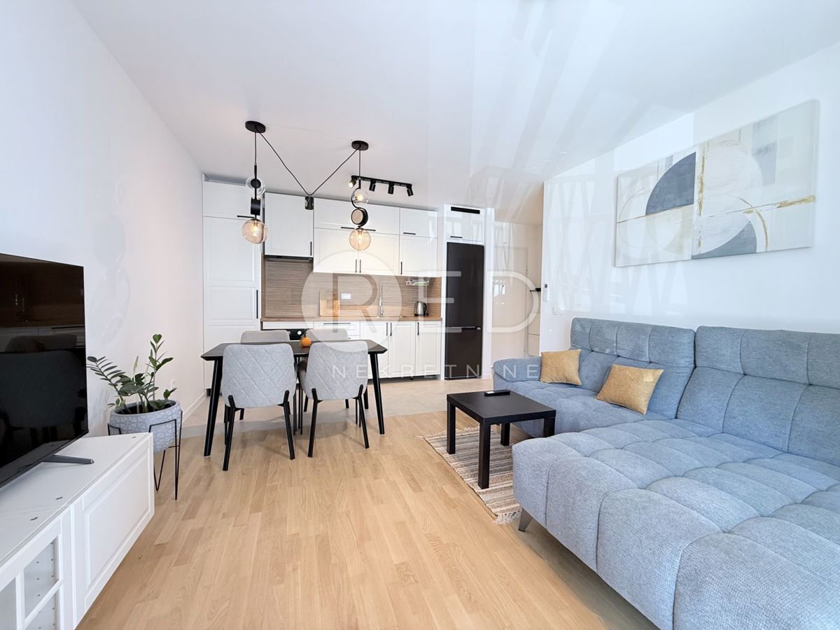 Appartamento Višnjik, Zadar, Nikole Tesle , 62m2