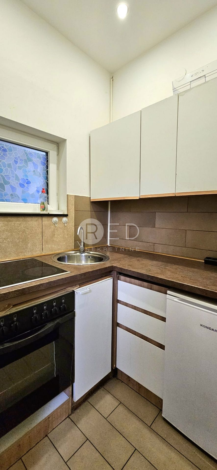 Commerciale Savica, Trnje, 92,94m2