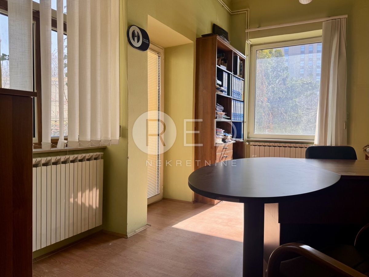 Appartamento Trešnjevka, Trešnjevka - Sjever, Tratinska ulica 13, 80m2