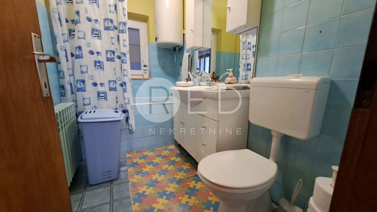 Casa Praulje, Požega, Ulica Sv.Leopolda Mandića, 220m2