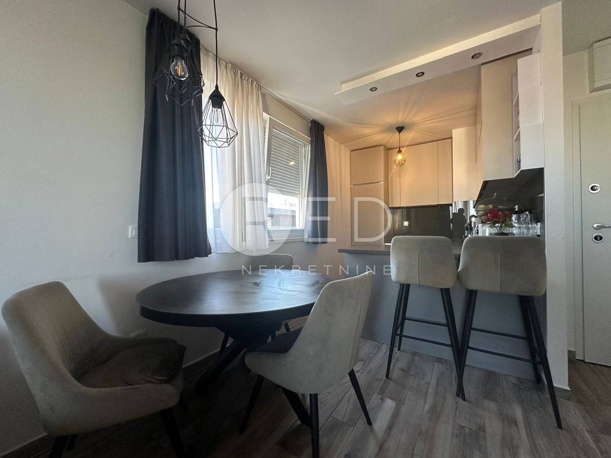 Appartamento Višnjik, Zadar, Nikole Tesle , 59,80m2