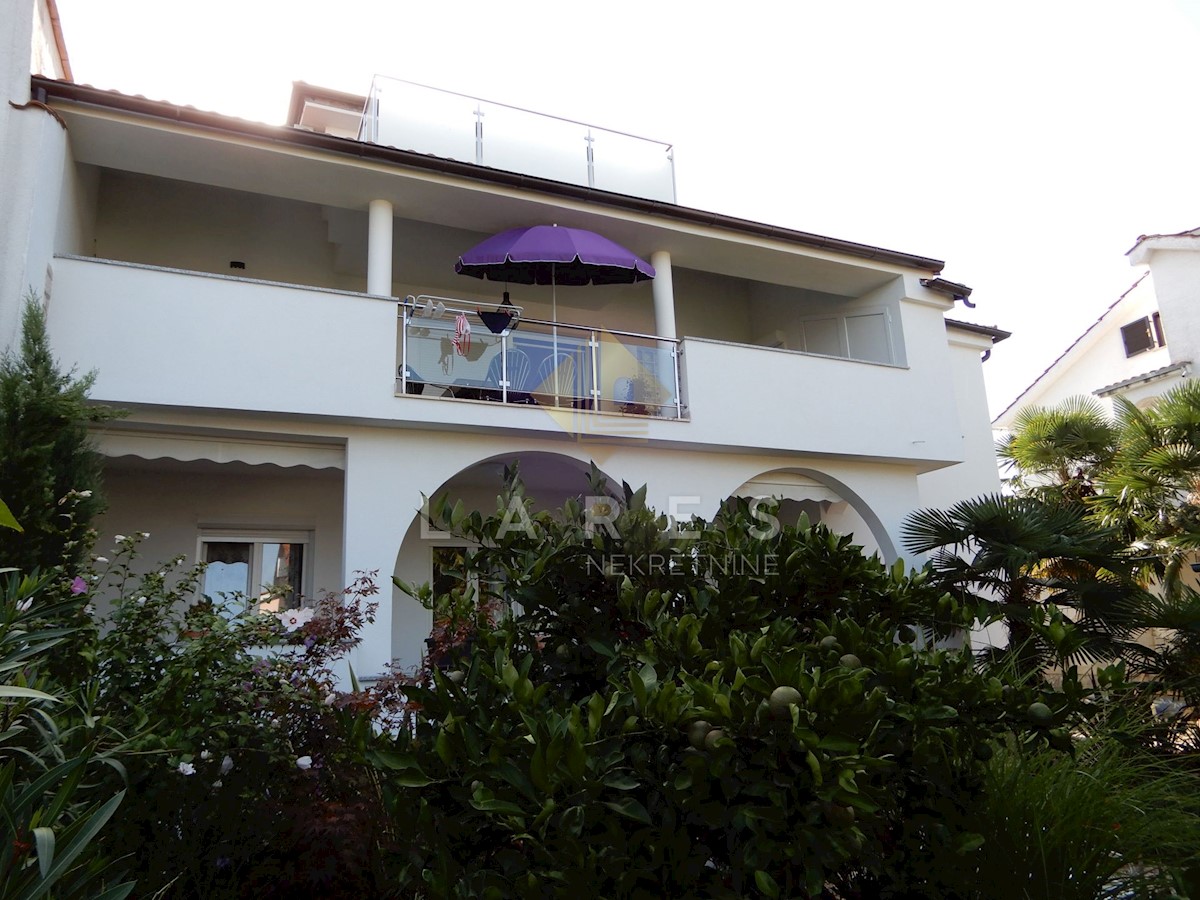 Casa Malinska, Malinska-Dubašnica, 286m2