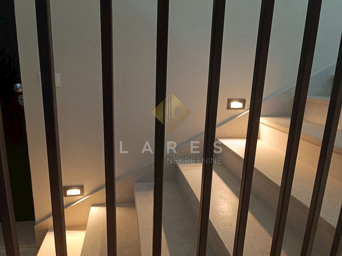 Appartamento Petrčane, Zadar - Okolica, 112m2