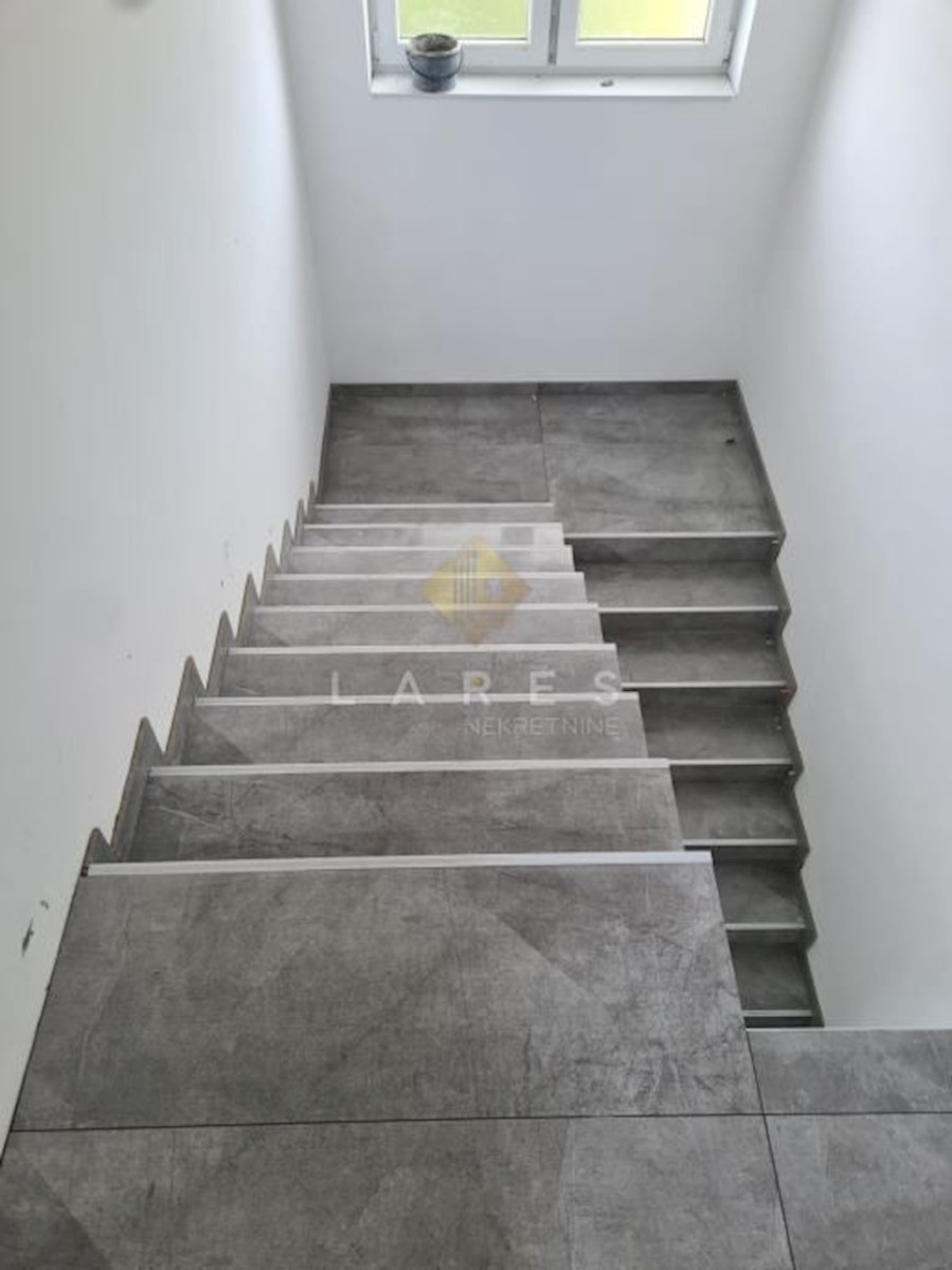 Casa Murvica, Poličnik, 241m2