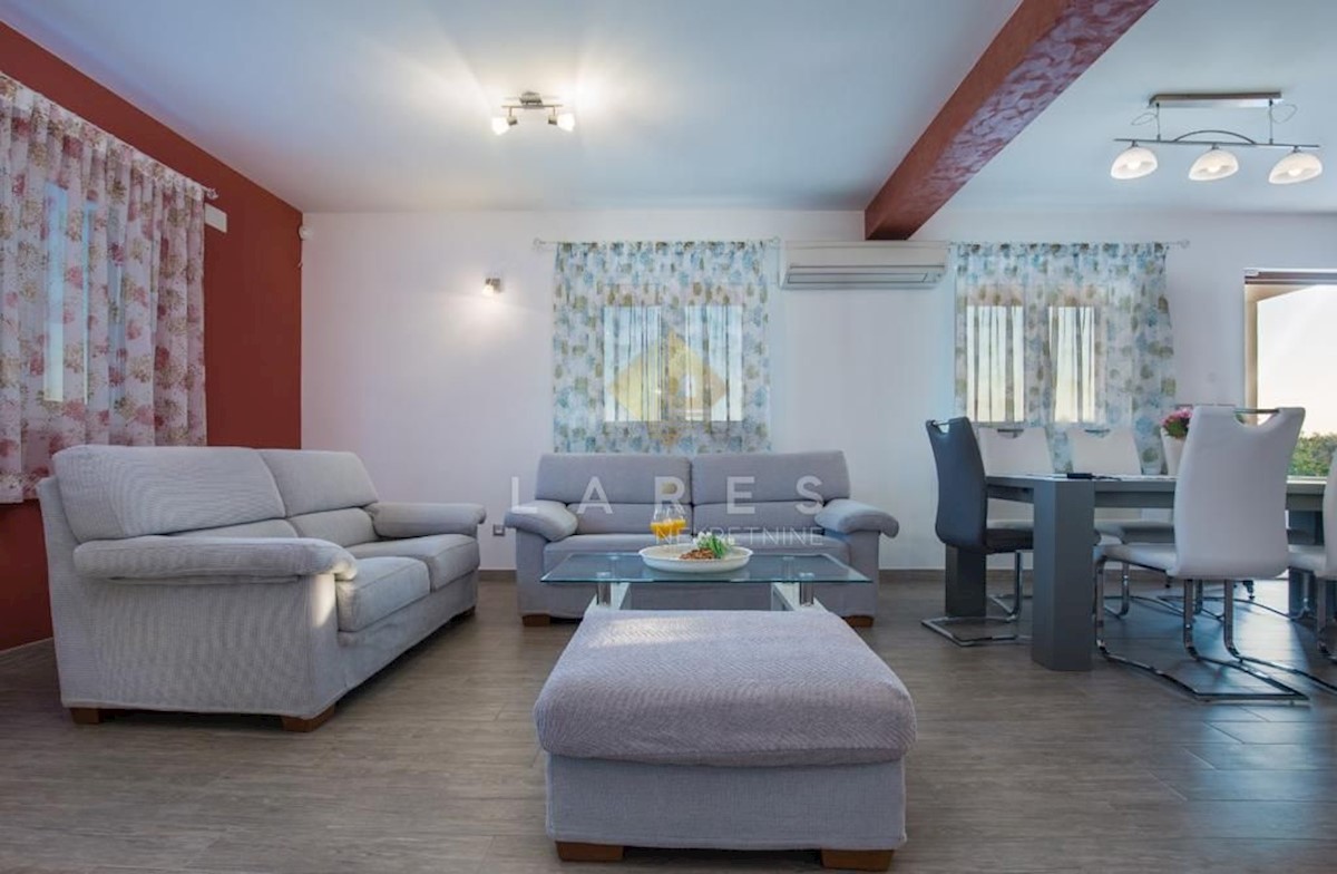 Casa Fažana, 180m2
