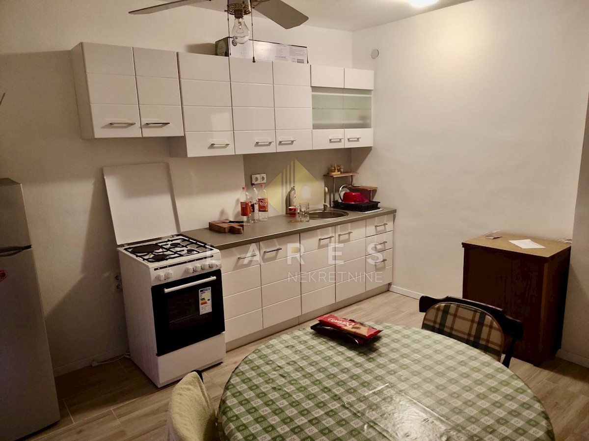 Appartamento Obrovac, Stijepana Radića, 64m2