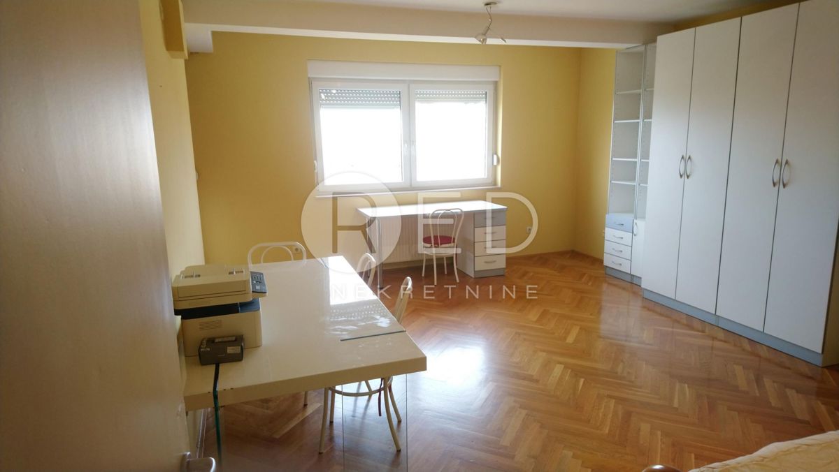 Appartamento Gornji grad / Centar, Osijek, STAN U CENTRU GRADA, 182,26m2