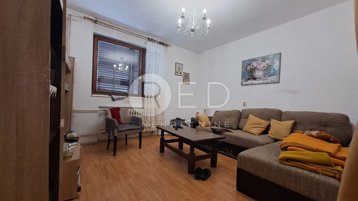 Casa Arslanovci, Požega, Ulica Brune Bušića, 180m2