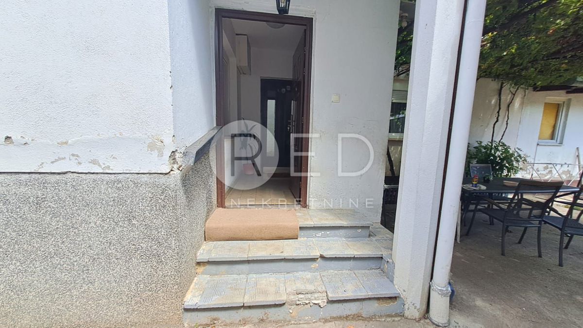 Casa Arslanovci, Požega, Ulica Brune Bušića, 180m2