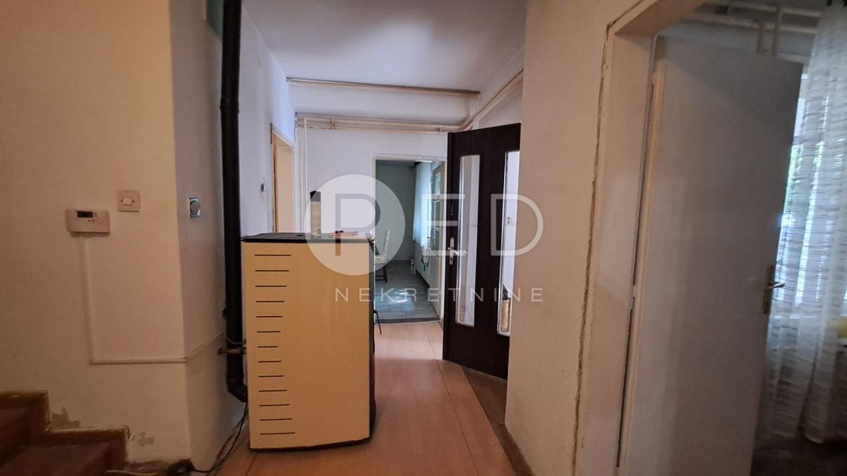 Casa Arslanovci, Požega, Ulica Brune Bušića, 180m2