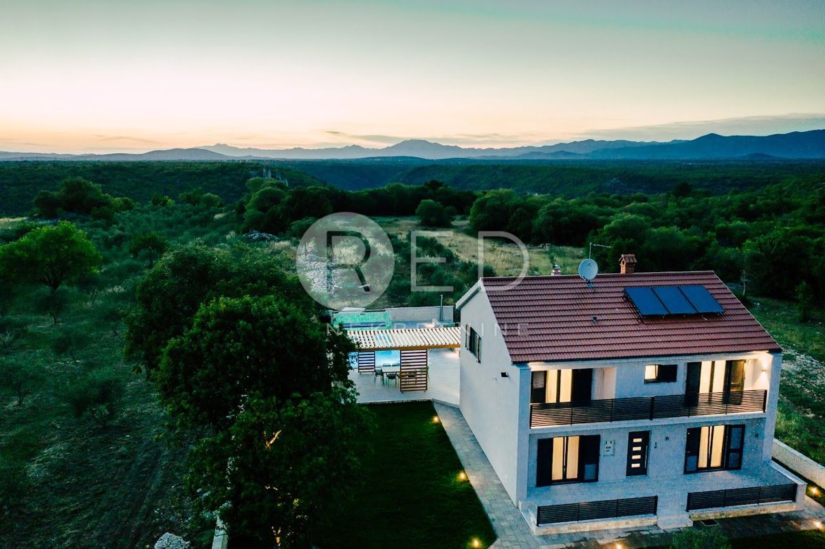 Casa Puljane, Promina, 134m2