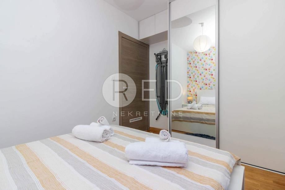 Appartamento Plovanija, Zadar, Nikole Tesle, 81m2