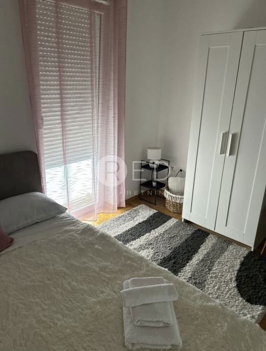 Appartamento Plovanija, Zadar, Nikole Tesle, 81m2