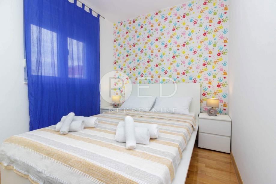 Appartamento Plovanija, Zadar, Nikole Tesle, 81m2