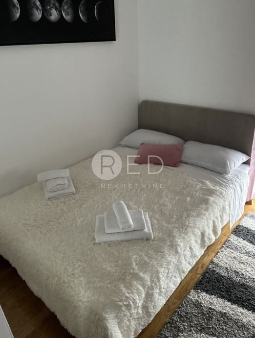 Appartamento Plovanija, Zadar, Nikole Tesle, 81m2