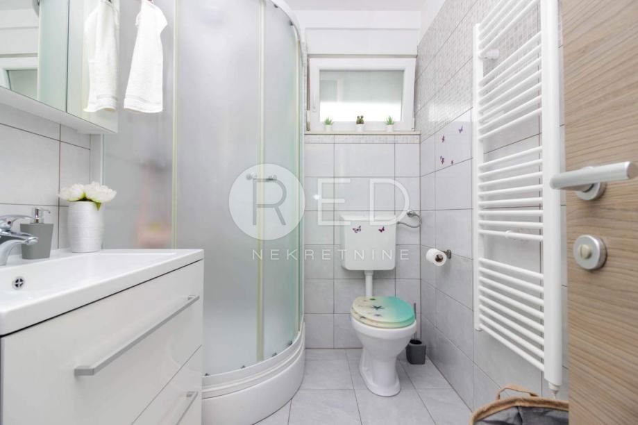 Appartamento Plovanija, Zadar, Nikole Tesle, 81m2