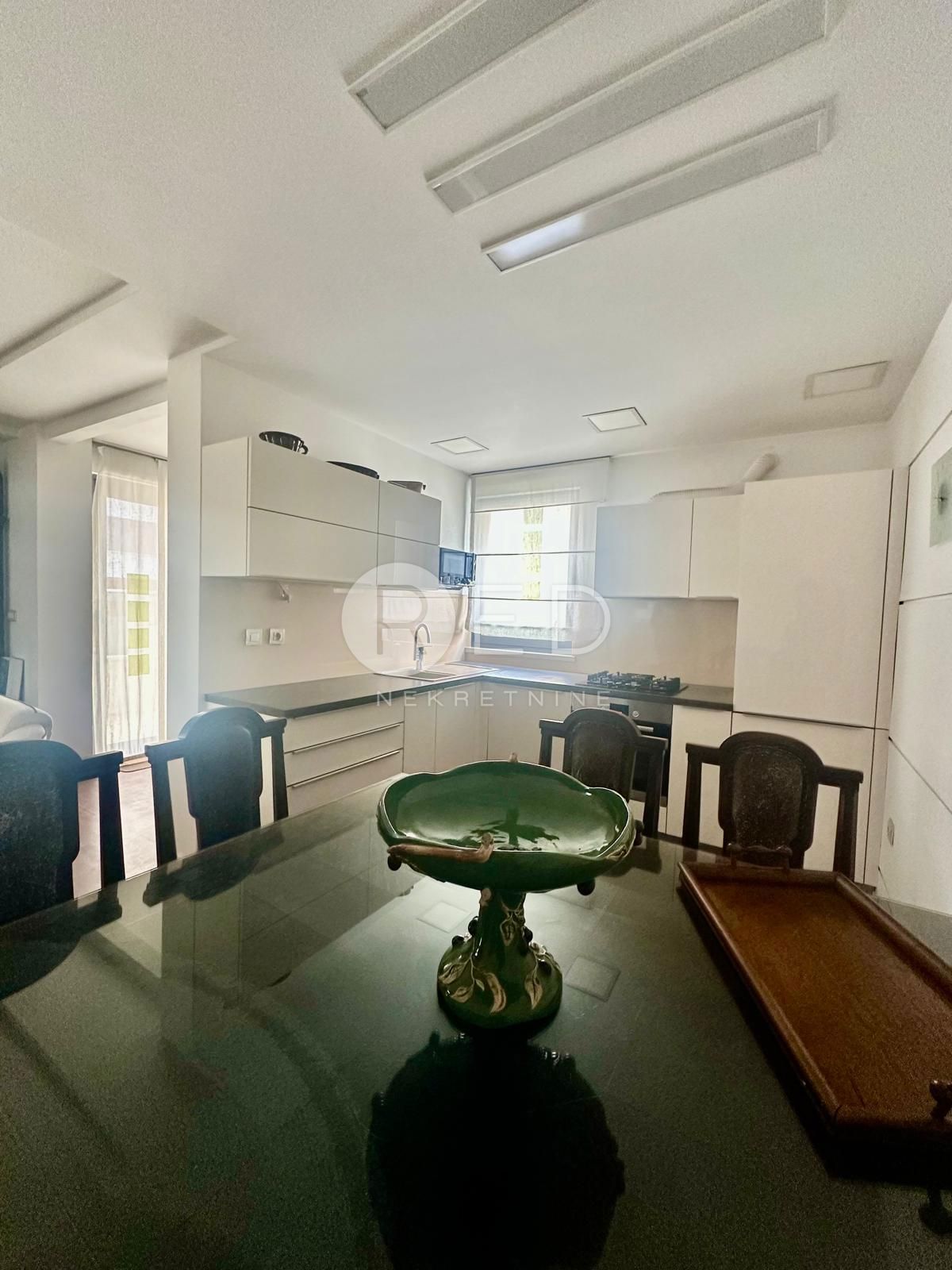 Appartamento Borik, Zadar, Ulica Mate Balote, 86m2