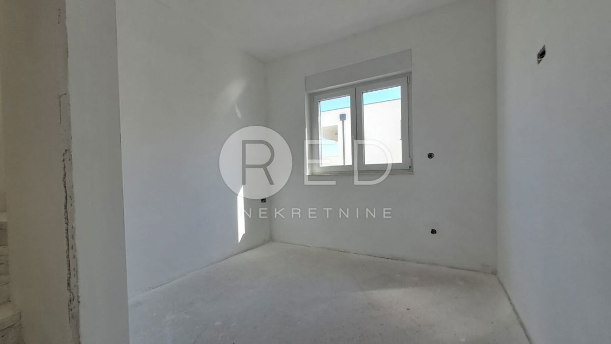 Appartamento Vodice, Zatonska, 100m2