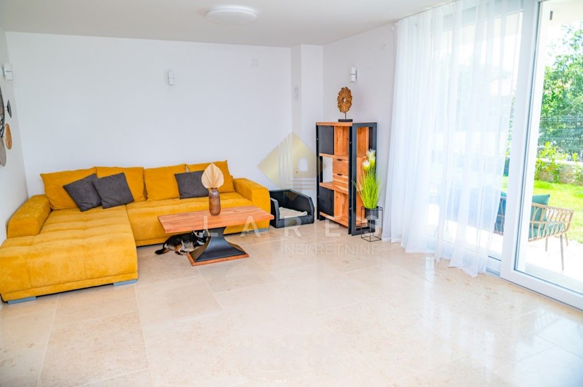 Casa Malinska, Malinska-Dubašnica, 156m2