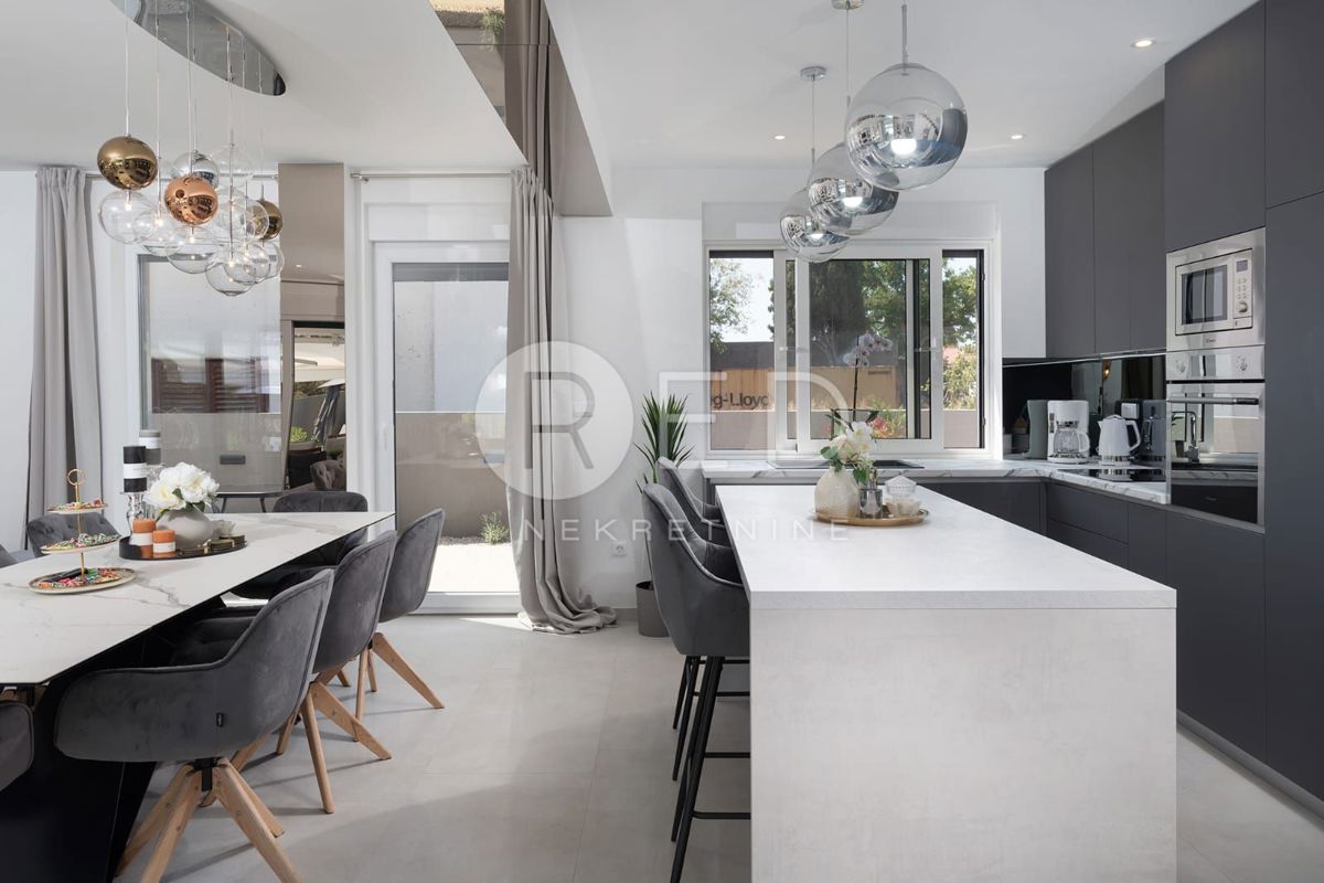 Casa Zaton, Nin, 220m2