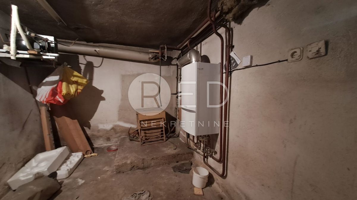 Commerciale Centar, Požega, 176m2