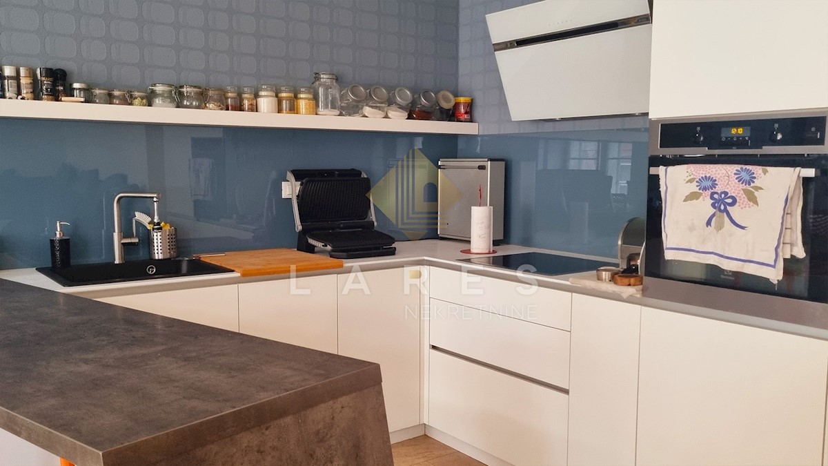 Appartamento Donji grad, Donji Grad, Tomićeva, 109m2