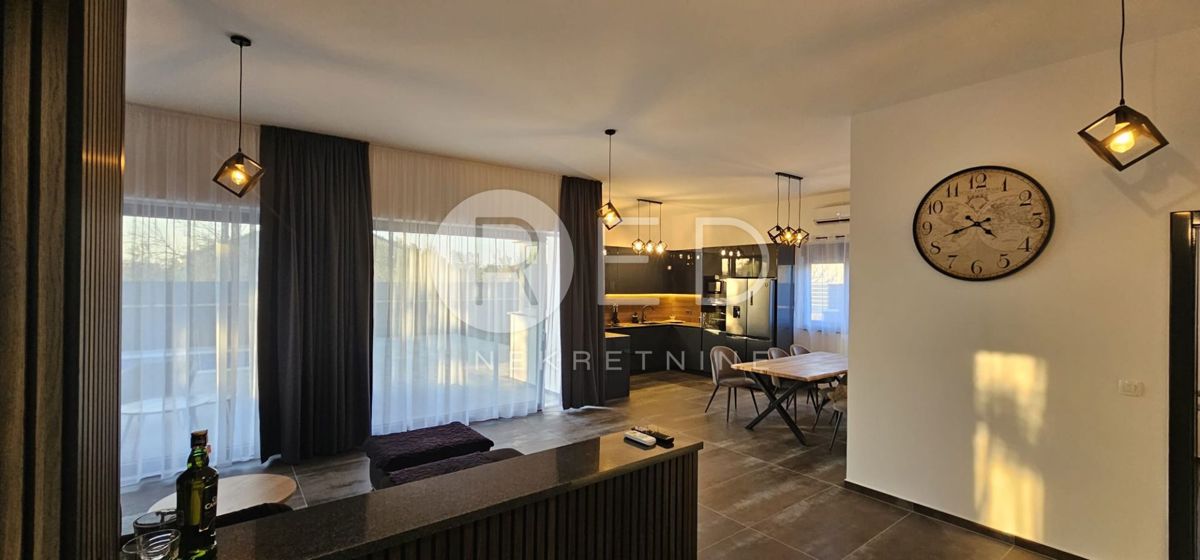 Casa Privlaka, Ulica Alojzija Stepinca , 146m2