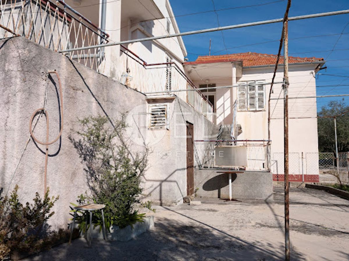 Casa Sutomišćica, Preko, 170m2