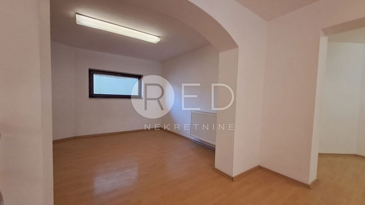 Commerciale Centar, Požega, 80m2