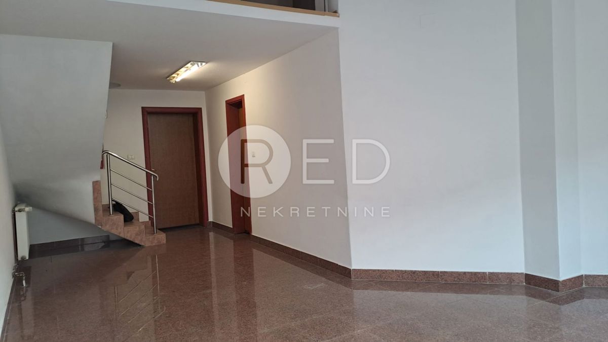 Commerciale Centar, Požega, 80m2