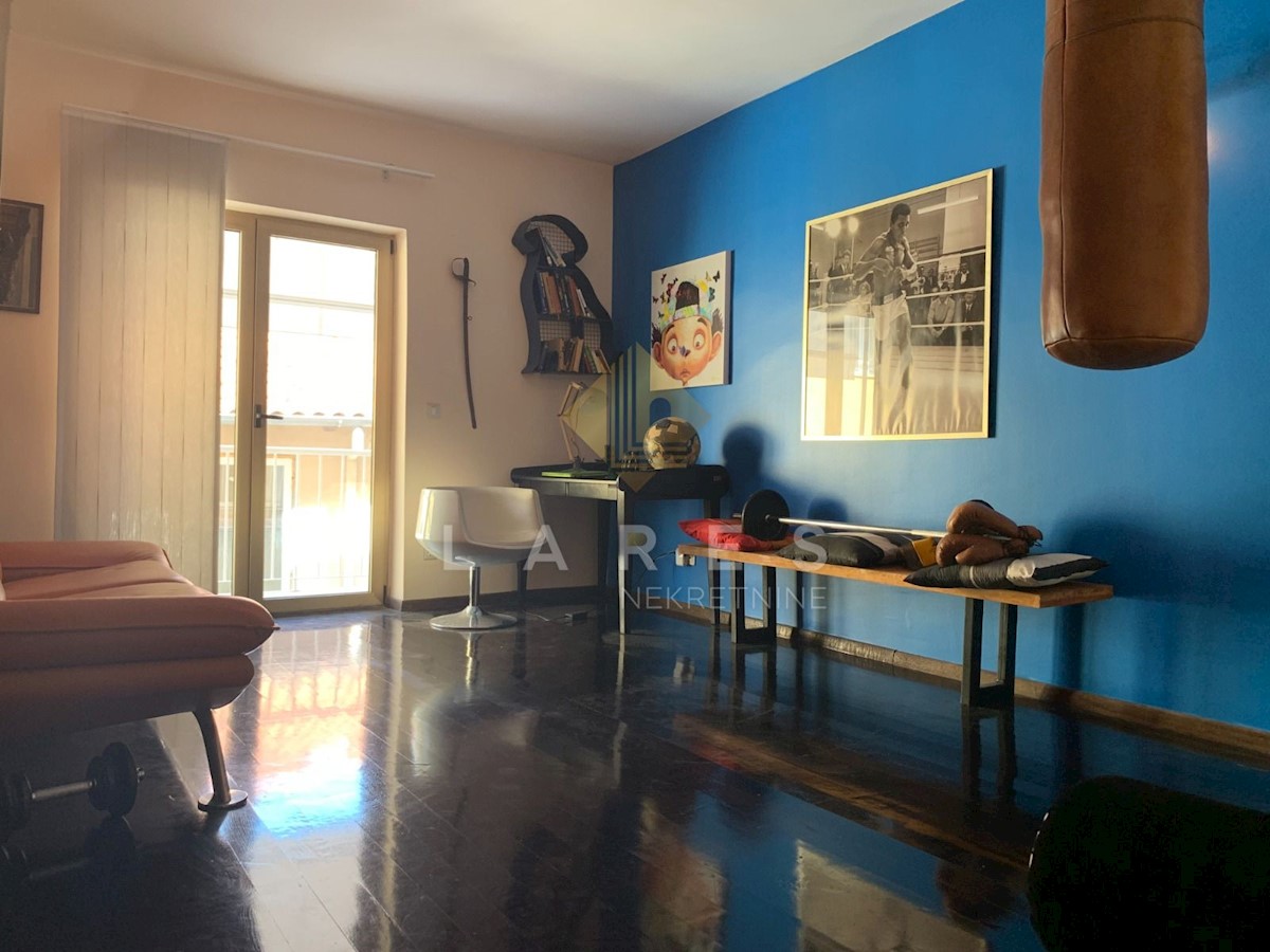 Appartamento Poluotok, Zadar, Ulica Kraljskog Dalmatina, 94m2