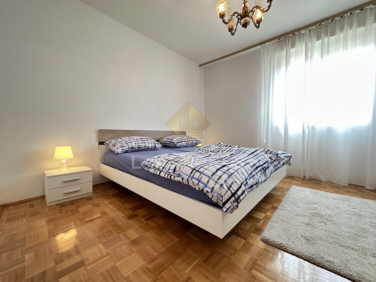 Appartamento Obrovac, Obala hrvatskog časnika Senada Župana, 62m2