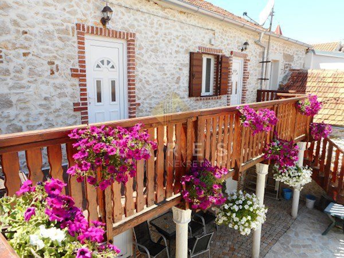 Casa Arbanasi, Zadar, Nadbiskupa Vicka Zmajevića, 295m2