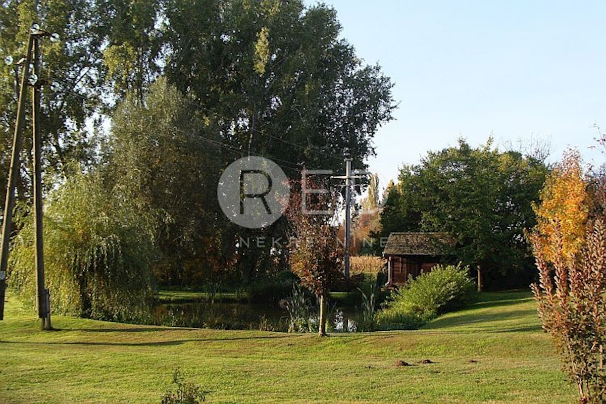 Casa Suza, Kneževi Vinogradi, Kuća i bajkovito imanje u srcu Baranje, 214m2