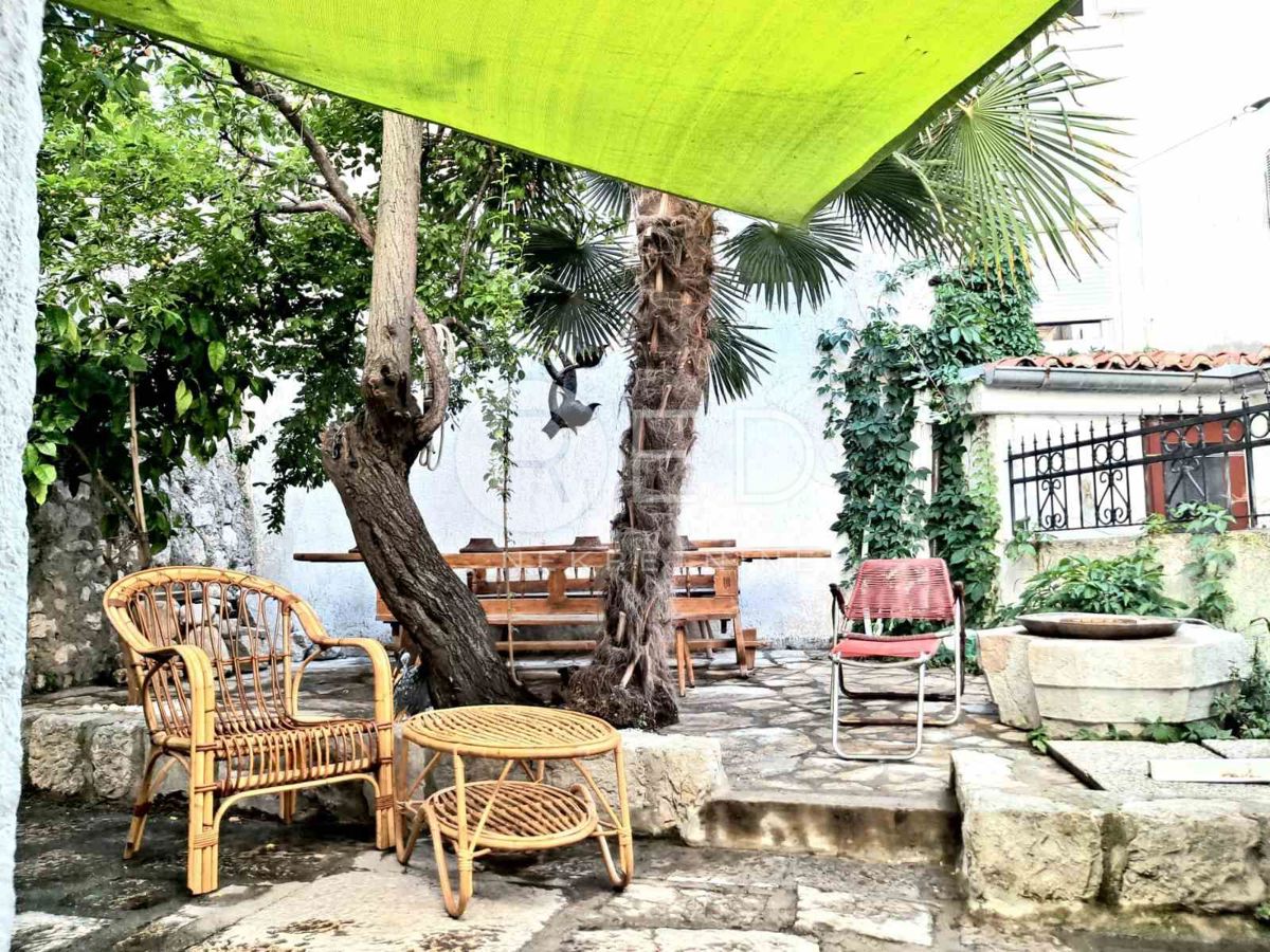 Casa Krk, Matije Gupca, 250m2