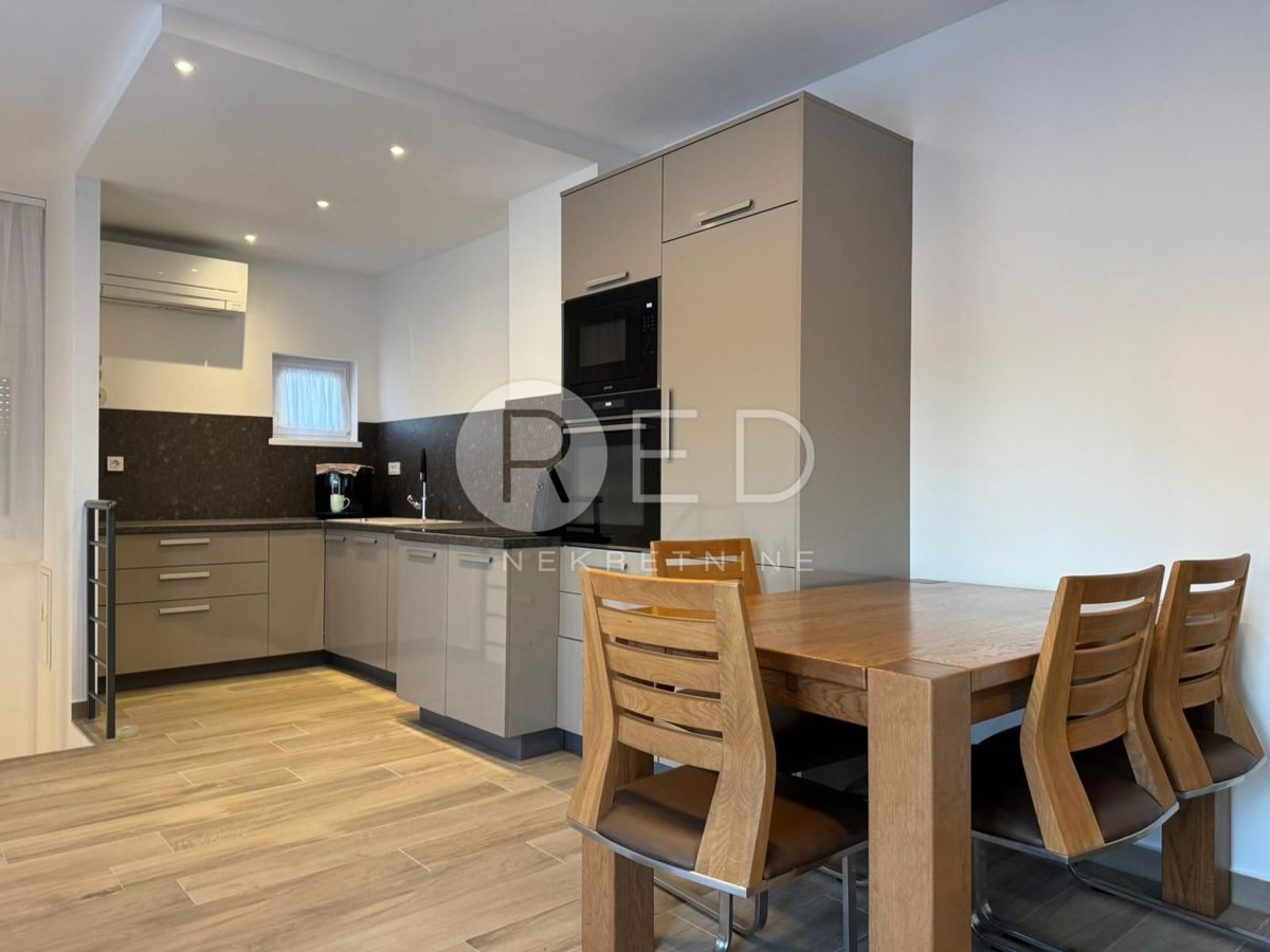 Appartamento Melada (Maslina), Zadar, Melada, 100m2