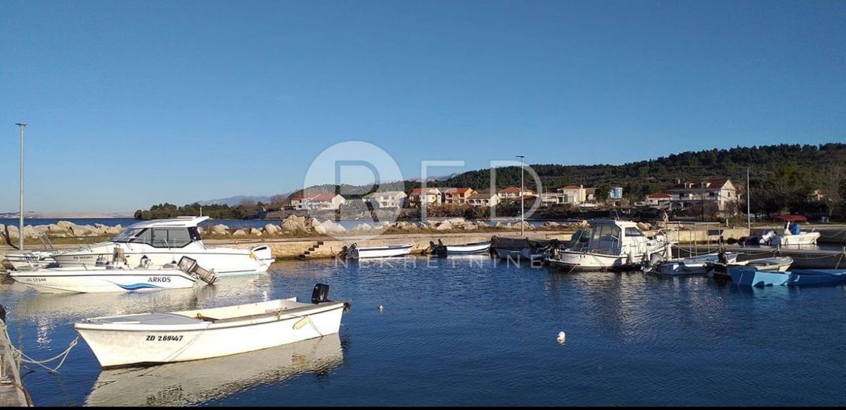 Terreno Ljubač, Ražanac, 1,06m2