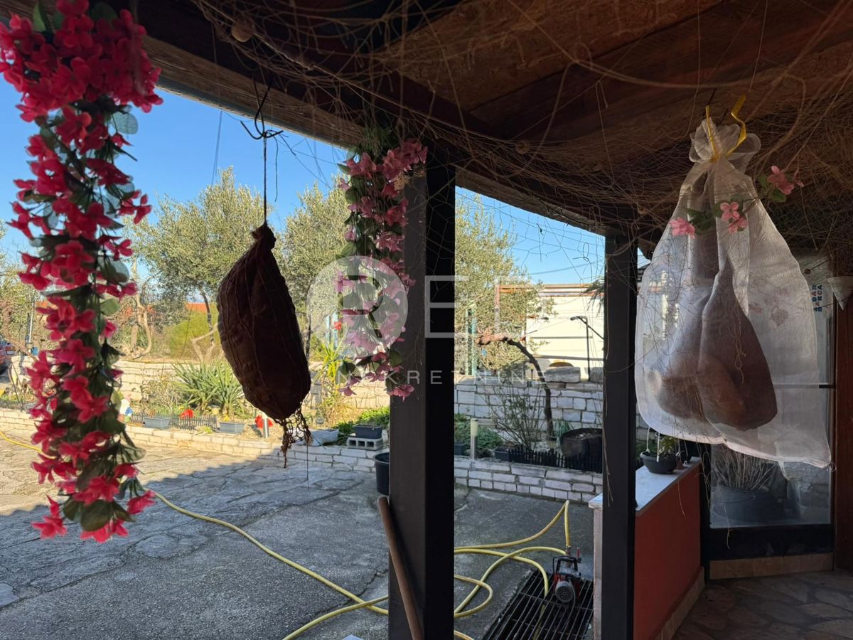 Casa Donji Karin, Benkovac, Donji karin, 350m2