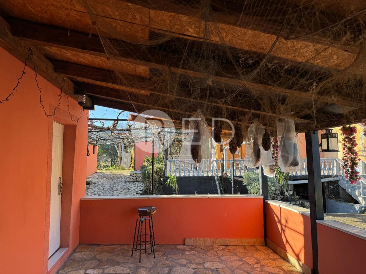 Casa Donji Karin, Benkovac, Donji karin, 350m2