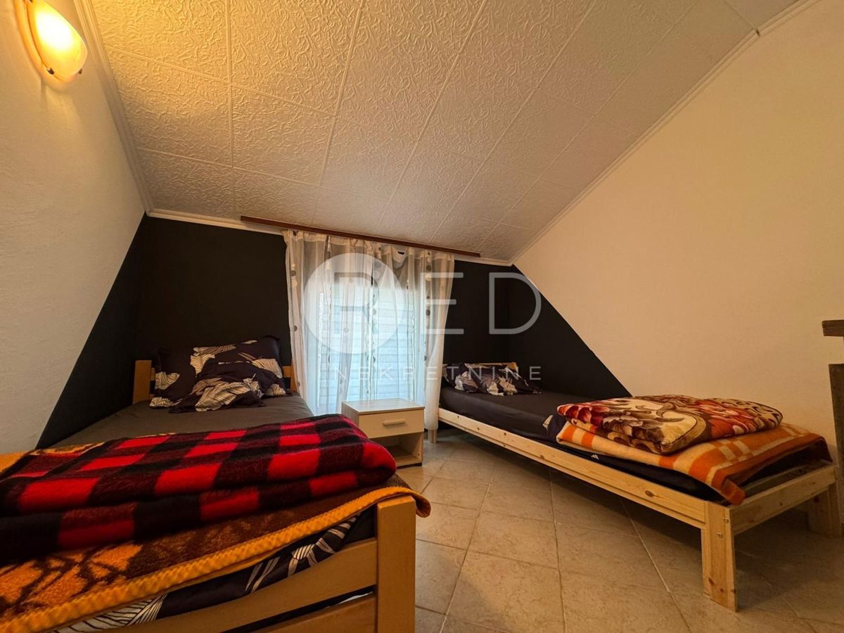 Casa Donji Karin, Benkovac, Donji karin, 350m2