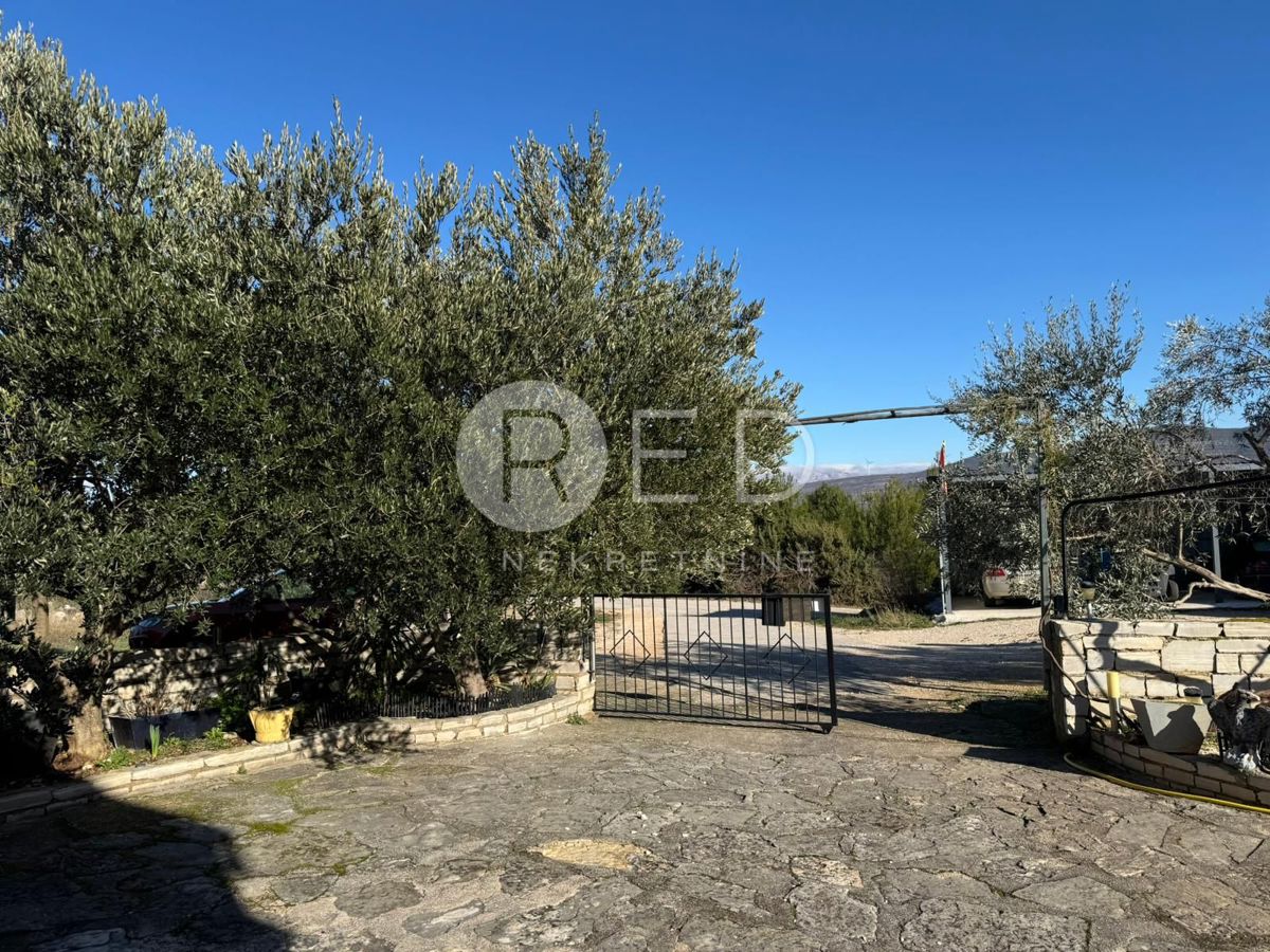 Casa Donji Karin, Benkovac, Donji karin, 350m2