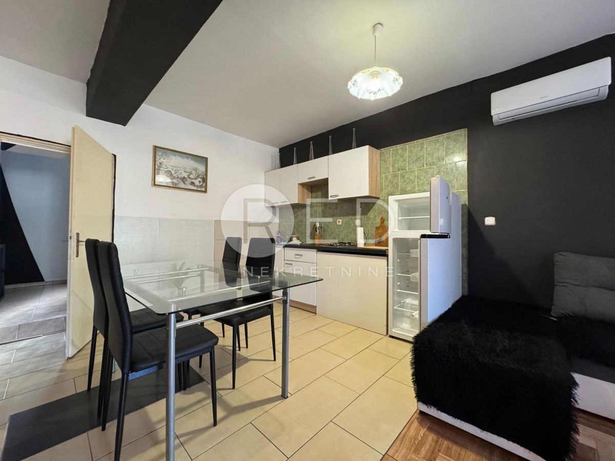 Casa Donji Karin, Benkovac, Donji karin, 350m2