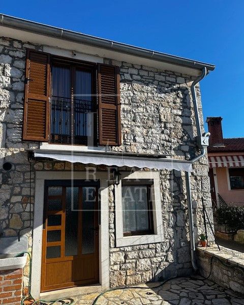 Casa nelle vicinanze di Lovreć