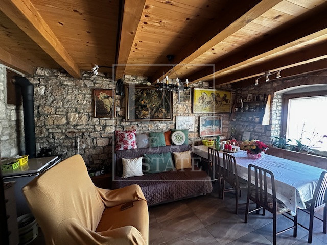 Casa nelle vicinanze di Lovreć