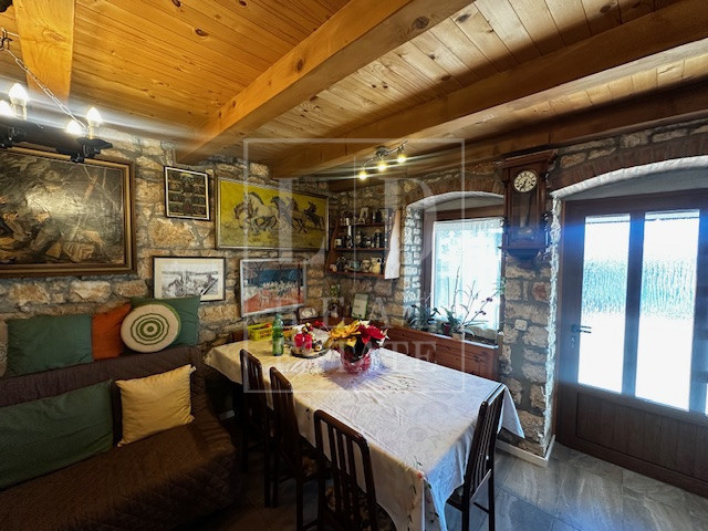 Casa nelle vicinanze di Lovreć