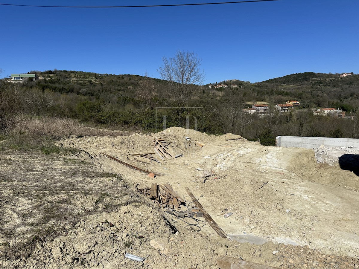 Terreno edificabile a Brajki