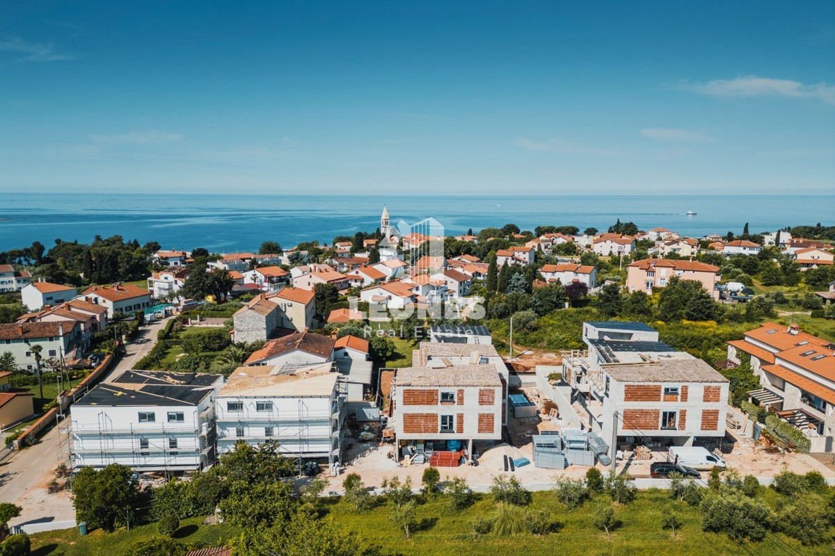 Appartamento al piano terra con ampio giardino a 300 metri dal mare a Lovrečica