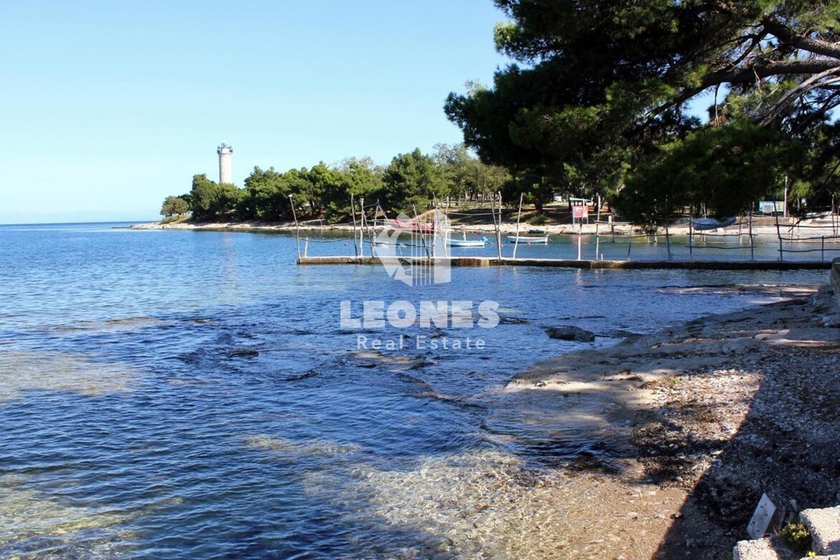 Appartamento con vista sul mare, a soli 250 m dal mare e dalla spiaggia di Bašania
