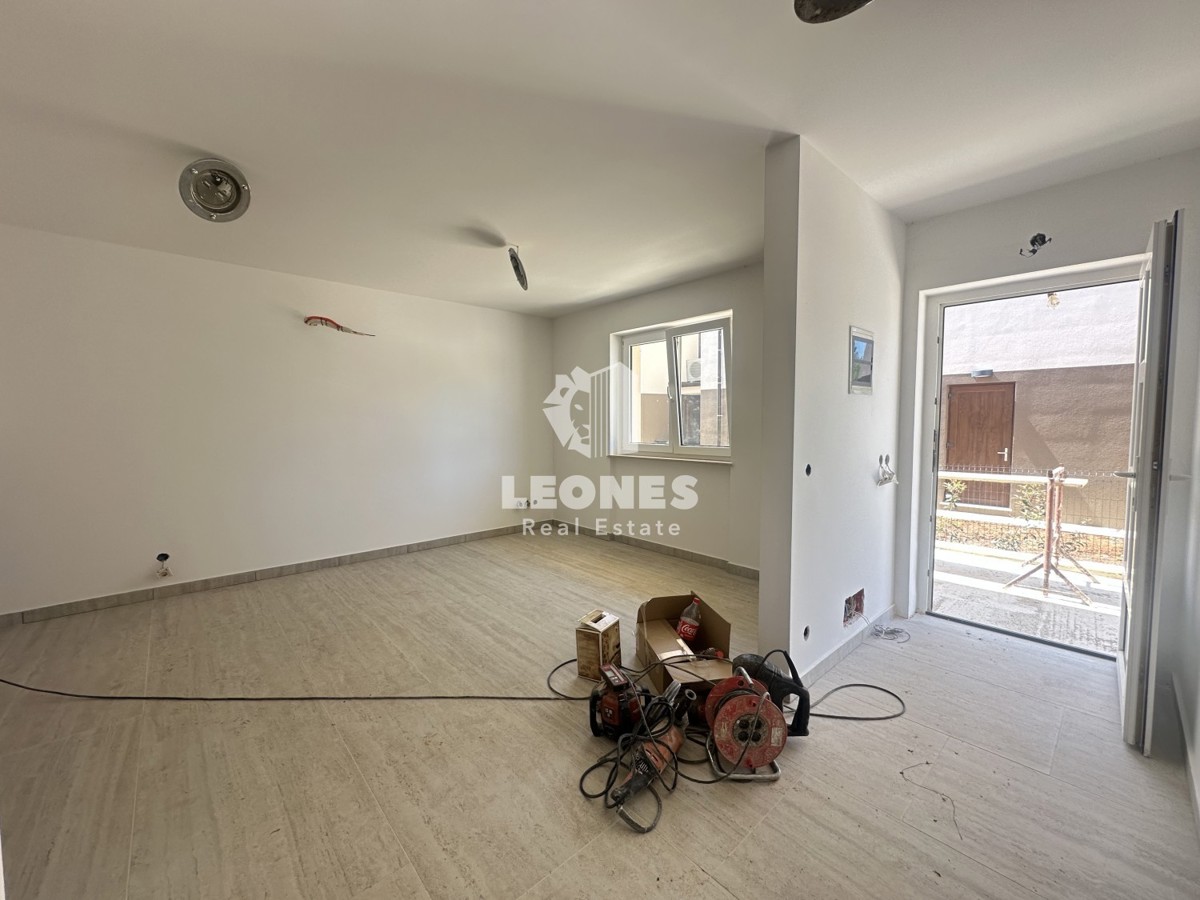 Appartamento al piano terra con ampia terrazza a Cittanova