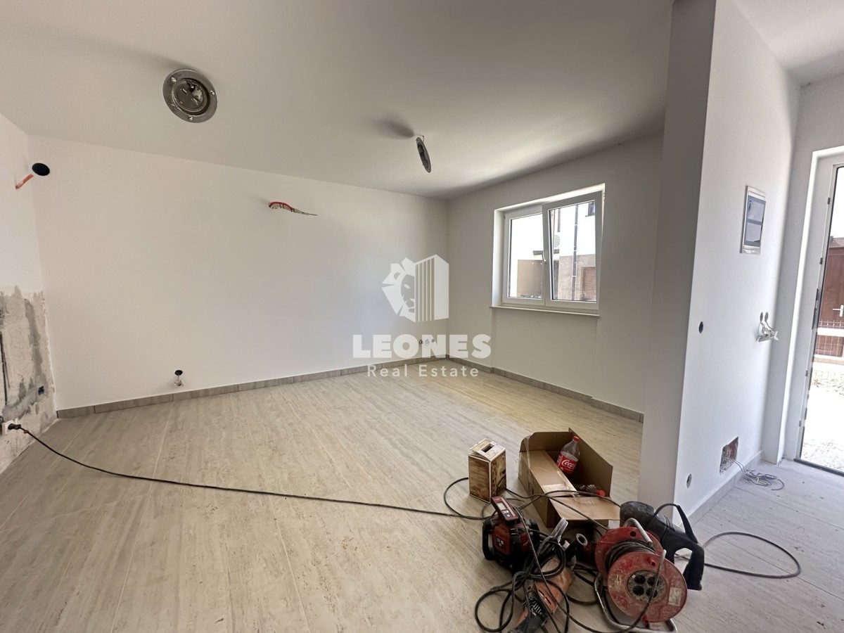 Appartamento al piano terra con ampia terrazza a Cittanova